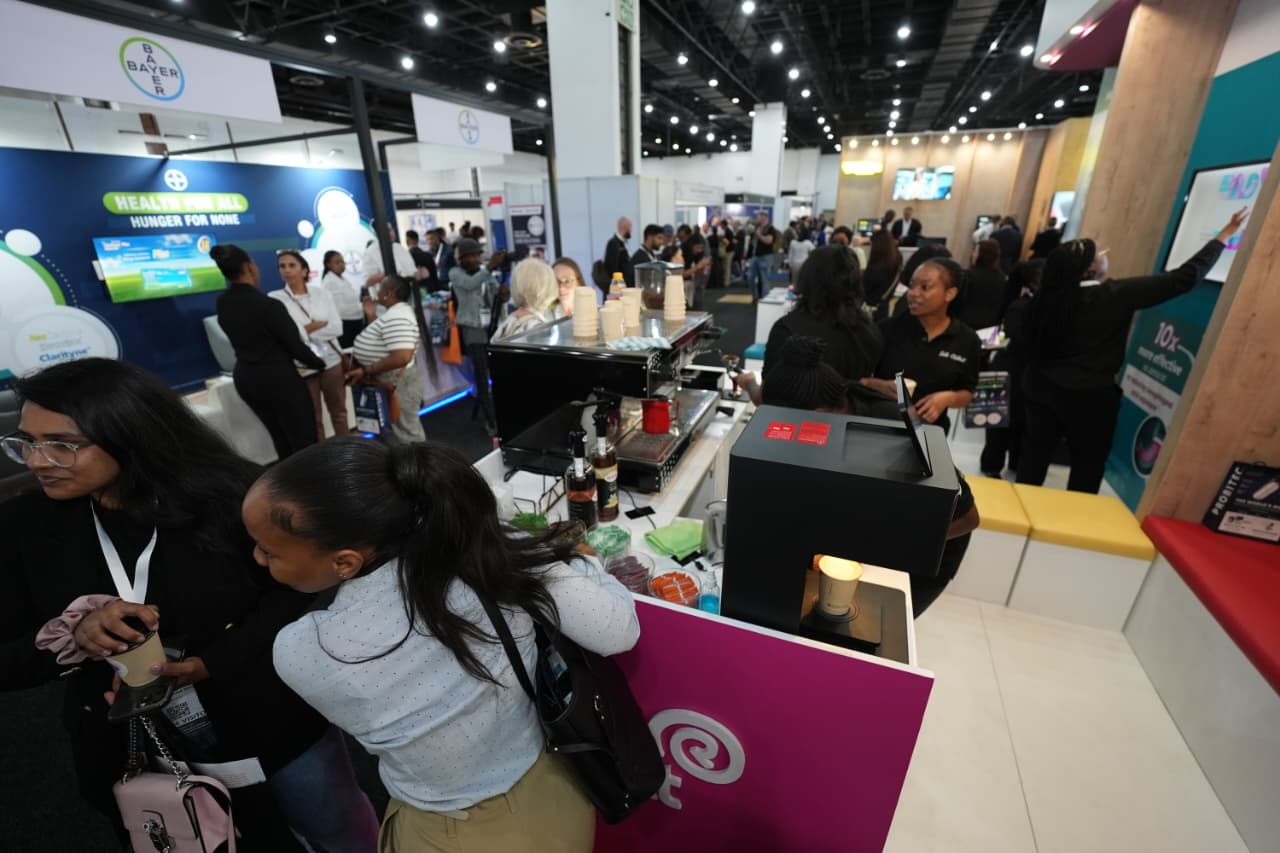 Pharmaceutical professionals connecting at SAPHEX